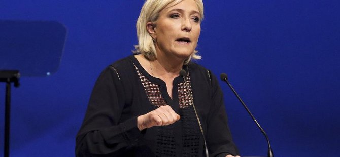 Le Pen'in partisine soruşturma açıldı