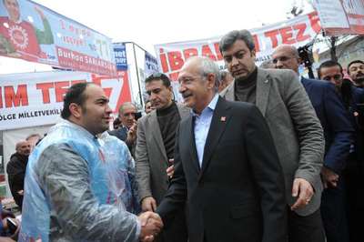 Kılıçdaroğlu : Liderlerin, milletvekili adaylarını getirip milletin önüne metazori olarak koymaları ağırımıza gidiyor