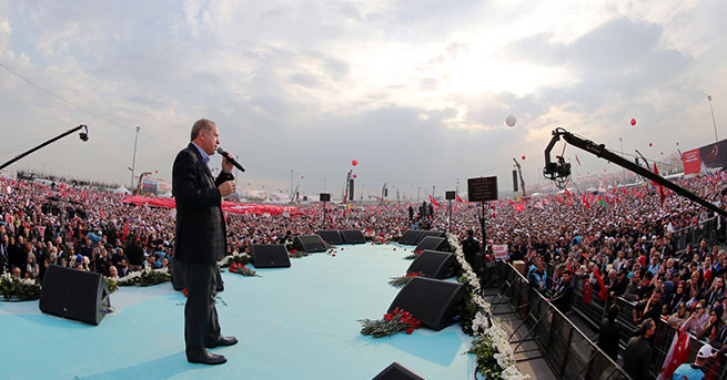 Erdoğan: Faizle adam olunur mu?