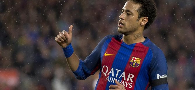 Neymar zirvede, Ronaldo düşüşte