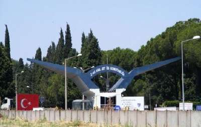 Çiğli 2'nci Ana Jet Üs Komutanlığı'nda, asker cinneti: 1 ölü, 1 yaralı (2)