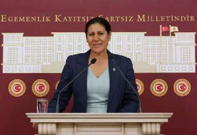 CHP'Lİ ÖZ: "SOMA'DA EGE LİNYİT'İN ARAZİLERİ 1 LİRA'YA BELEDİYEYE DEVREDİLDİ"