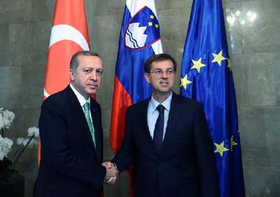 (GENİŞ HABER) Cumhurbaşkanı Erdoğan'dan Slovenya'ya özelleştirme tavsiyeleri