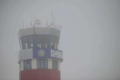 Trabzon’da hava ulaşımına sis engeli