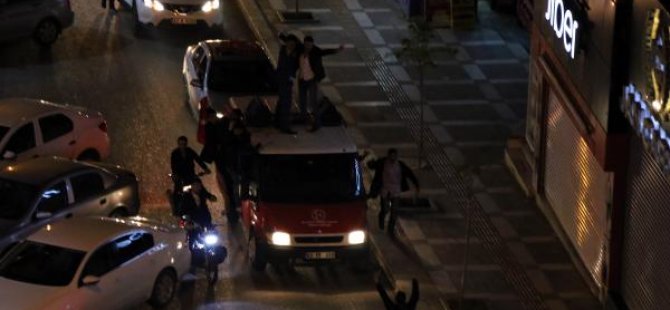 Şanlıurfa'da, silahlı 'evet' kutlaması