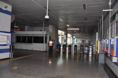 Elektrik kesintisi nedeniyle Tramvay ve Marmaray seferleri durdu (3)