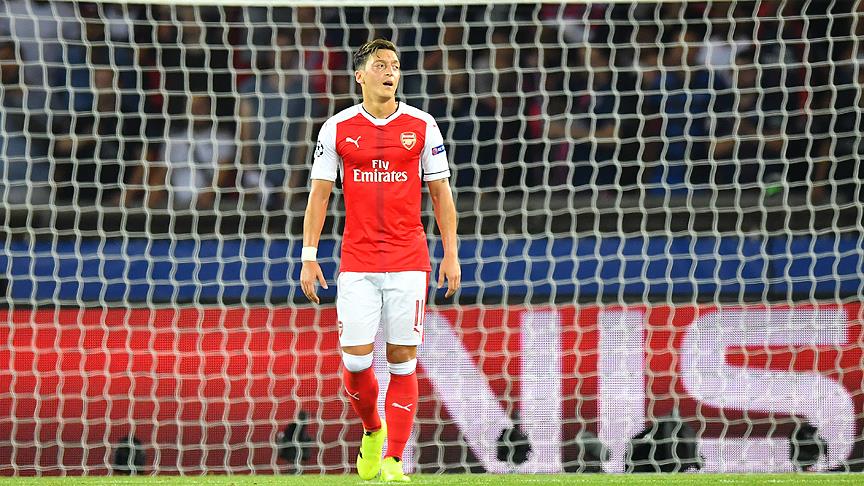 Arsenal, Özil'in golüyle güldü