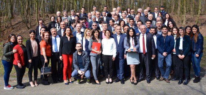 CHP Almanya'da sokağa çıkıyor