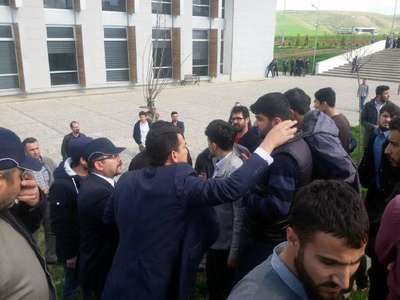 Siirt Üniversitesi'nde HDP- Hüda Par kavgası: 4 yaralı