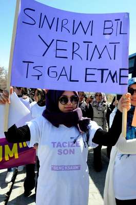 Sosyolog Sancak: Tacize uğrayanı görünce ona yardım edin