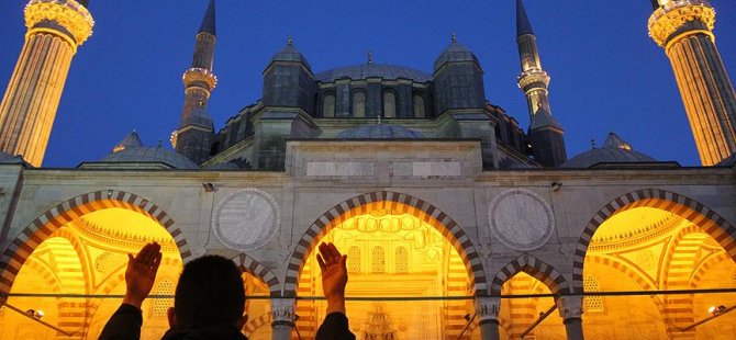 Yarın Miraç Kandili