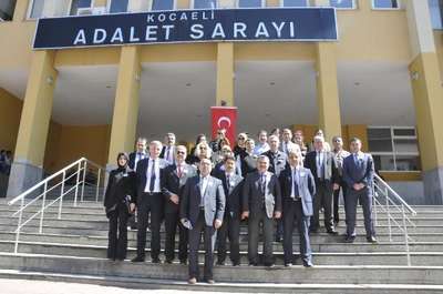 Kocaeli Adliyesi'nde Savcı Kiraz'a yönelik hain saldırı kınandı