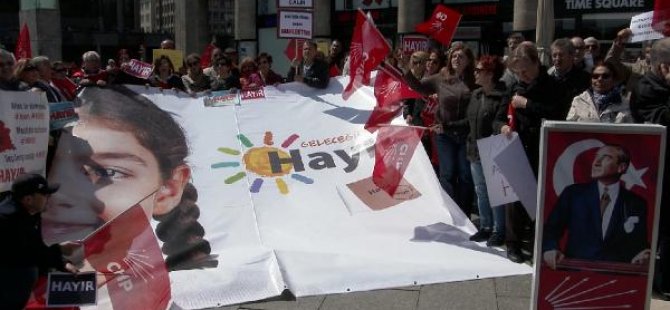 CHP, Almanya'da 'Hayır' protestolarına devam ediyor