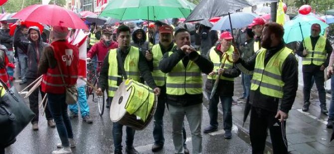 Köln'de 1 Mayıs coşkusu