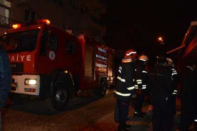 Çayırova'da yangın: Dimandan zehirlenen 1 kişi öldü