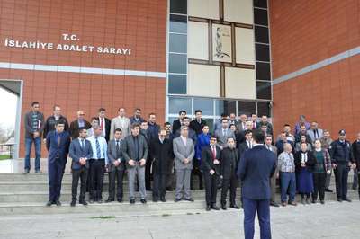 İslahiye Adliyesi'de savcı Kiraz için saygı duruşu