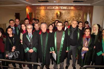 Zonguldak'ta avukatlar tepkili