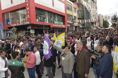 HDP Adana milletvekili adaylarını tanıttı