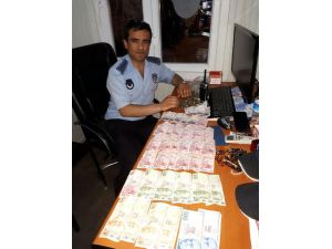 Dilencinin üzerinden 840 lira çıktı