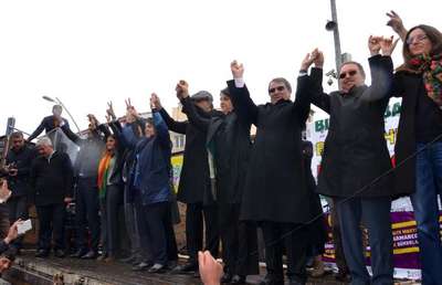 HDP'li Buldan, Başbakan ve Akdoğan'ı Ağrı'ya davet etti
