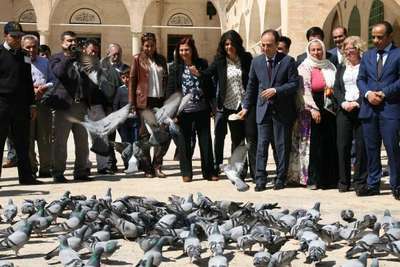 Şanlıurfa'da HDP milletvekili adayları dualarla seçim çalışmasına başladı