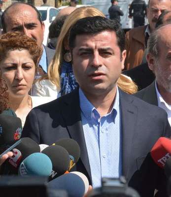Soma'da 301 madencinin can verdiği 45 sanıklı dava, Akhisar'da başladı (5)