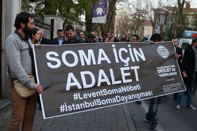 Soma Holding önünde eylem...