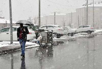 Bitlis’te Nisan karı etkili oluyor