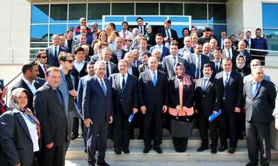 Bakan Çavuşoğlu'dan Papa'ya eleştiri: Dini liderler nefreti değil, barışı öne çıkarmalı (3)
