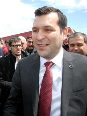 AK Partili aday için 'mimar değil iç mimar' açıklaması