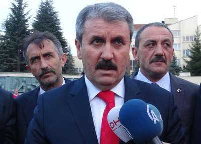 Destici: Cumhurbaşkanının meydanlardan, ekranlardan uzak durması lazım