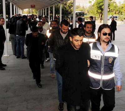 Suç örgütü mağduru: Tapuyu devreden annem aynı gün öldü