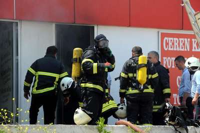 Antalya'da havai fişek deposunda patlama: 1 ölü, 2 yaralı (2)