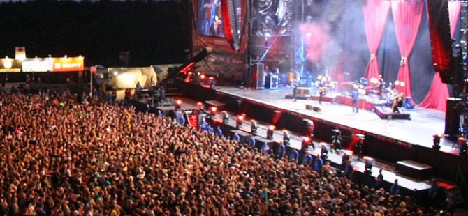 Terör tehdidinin ardından festival devam edecek