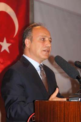 Turizmde yüzde 25 gelir kaybı uyarısı