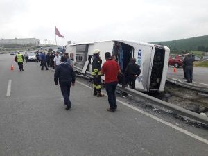 Askerleri taşıyan otobüs kaza yaptı: 47 yaralı