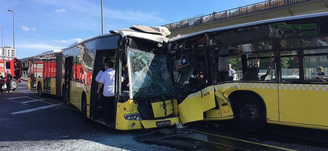 İstanbul'da metrobüs kazası: 32 yaralı