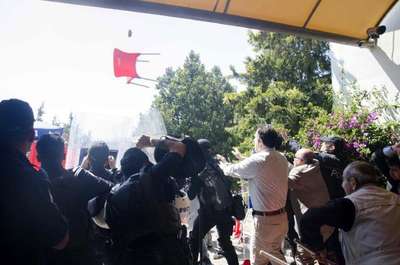 Mersin Üniversitesi'nde öğrenciler kavga etti: 4 yaralı