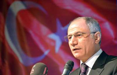 Efkan Ala: Anayasa değişikliği ile ayağımızdaki prangaları toprağa gömeceğiz