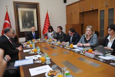 Kılıçdaroğlu, Greco Heyeti ile görüştü