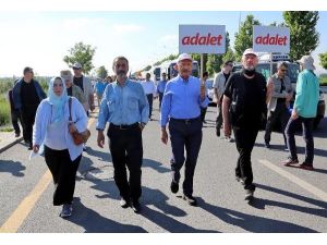 Kılıçdaroğlu ile AKP'li eski vekiller de yürüyor