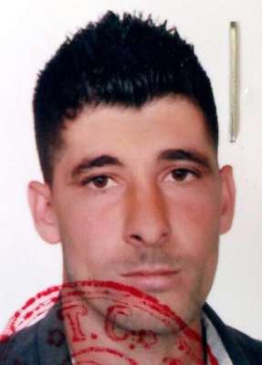 Babaannesinin gözü önünde intihar etti