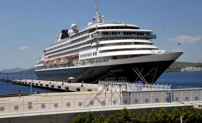 Sezonun ilk gemisi Bodrum esnafını sevindirdi