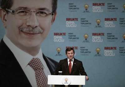 Başbakan Davutoğlu aday tanıtım toplantısında konuştu