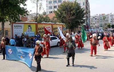 Mersin'de 60 farklı kültür festivalde buluştu