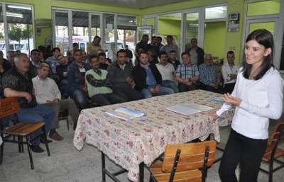 Toplu taşıma şoförlerine yolcuya davranış eğitimi