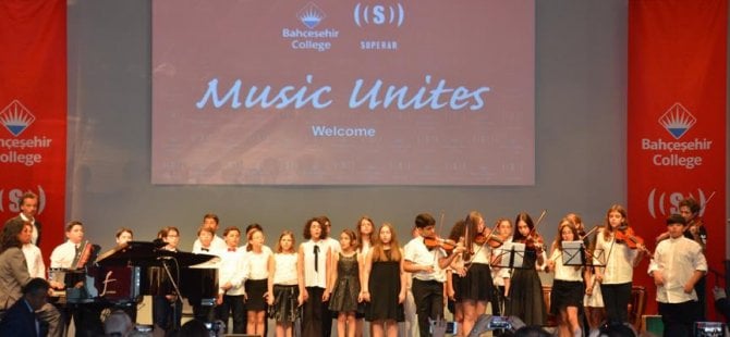 Avusturya'da Türk öğrencilerden konser