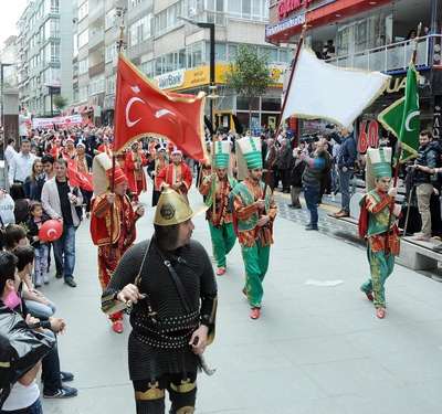 Samsun'da MHP'den mehteranlı aday tanıtımı