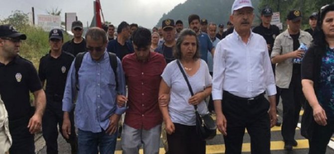 Gezi aileleri de 'Adalet Yürüyüşü'nde