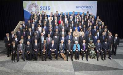 Babacan, IMF Yönetim Kurulu toplantısı öncesi 'Aile fotoğrafı'nda